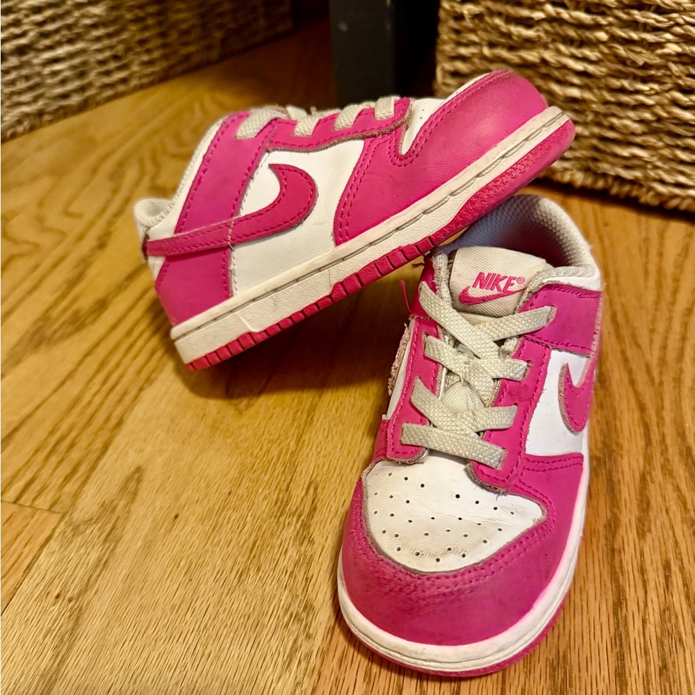 Nike Dunk Low - Pink - 8C